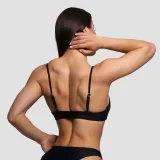 GymBeam Women‘s Bikini Top CURACAO Black - Rozmiar: M | Kolor: Czarny | Waga: 0,06 g · záber 2