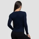 GymBeam Women‘s Basic Long Sleeve T-Shirt Navy - Rozmiar: XS | Kolor: Niebieski | Waga: 0,137 g · záber 3