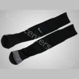 GETRY PIŁKARSKIE NIKE PARK IV · záber 1