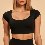BeastPink Women‘s Sense Cropped T-shirt Black · záber 2