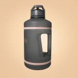 Beastpink Hyper Hydrator Sports Bottle 2,2 l Grey · záber 2