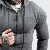 GymBeam Bluza Zipper Hoodie Grey Black - Rozmiar: S | Kolor: sivá | Grupa wiekowa: Dorośli · záber 2