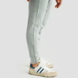 GymBeam Limitless Joggers Eucalypt - Rozmiar: XXL | Kolor: Zielony | Waga: 0,66 g | Opakowanie: 30 · záber 2