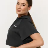 GymBeam Women‘s Relay Cropped Hoodie Black - Rozmiar: XS | Kolor: Czarny | Waga: 0,3216 g | Opakowanie: 57 · záber 3