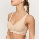 GymBeam Comfy Seamless Bra Beige - Rozmiar: L | Kolor: Béžová | Waga: 0,08 g | Opakowanie: 96 · záber 2