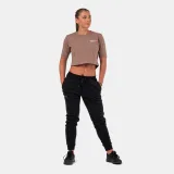 NEBBIA Damska koszulka Crop Top Minimalist Logo Brown - Rozmiar: S | Pohlavie: Damskie | Vek: Dorośli | Waga: 0,15 g | Opakowanie: 100 · záber 3