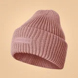 BeastPink Winter Beanie Peach · záber 1