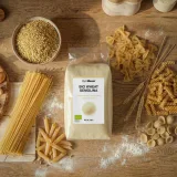GymBeam BIO wheat semolina · záber 2