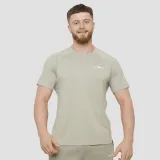 GymBeam Men‘s Agile T-shirt Sage - Rozmiar: XL | Kolor: Zielony | Waga: 0,16 g | Opakowanie: 40 · záber 1