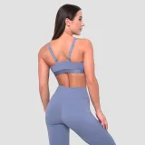 GymBeam Essence String Sports Bra Denim Blue - Rozmiar: XS | Kolor: Niebieski | Waga: 0,061 g | Opakowanie: 100 · záber 5