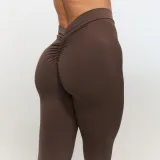 GymBeam Women‘s Fierce V-back Leggings Cappuccino - Rozmiar: XXL | Kolor: Brązowy | Waga: 0,182 g | Opakowanie: 110 · záber 4