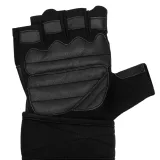 GymBeam Pro WristWrap Fitness Gloves Black · záber 5