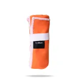 GymBeam Quick drying sports towel Orange/White · záber 4