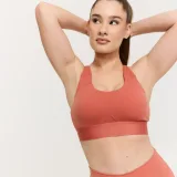 GymBeam Limitless Sports Bra Cinnamon - Rozmiar: XXL | Kolor: Pomarańczowy | Waga: 0,134 g | Opakowanie: 80 · záber 2