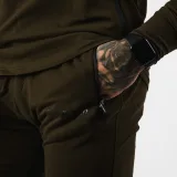 GymBeam Męskie spodnie dresowe Urban Military Green · záber 2