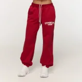GymBeam Women‘s Varsity Joggers Red - Rozmiar: XS | Kolor: Czerwony | Waga: 0,5806 g | Opakowanie: 20 · záber 1