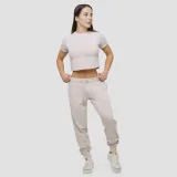 GymBeam Women‘s Agile Cropped T-shirt Desert - Rozmiar: L | Kolor: Béžová | Waga: 0,11 g · záber 5