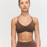 GymBeam Fierce Sports Bra Cappuccino - Rozmiar: XL | Kolor: Brązowy | Waga: 0,08 g | Opakowanie: 150 · záber 5