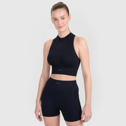 Dámsky rýchloschnúci tréningový slim crop top - čierny
