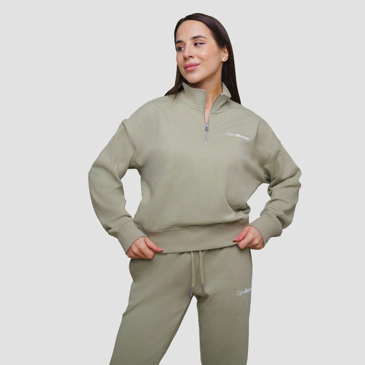 GymBeam Hanorac pentru femei 1/2 Zip Agile Sage · záber 4