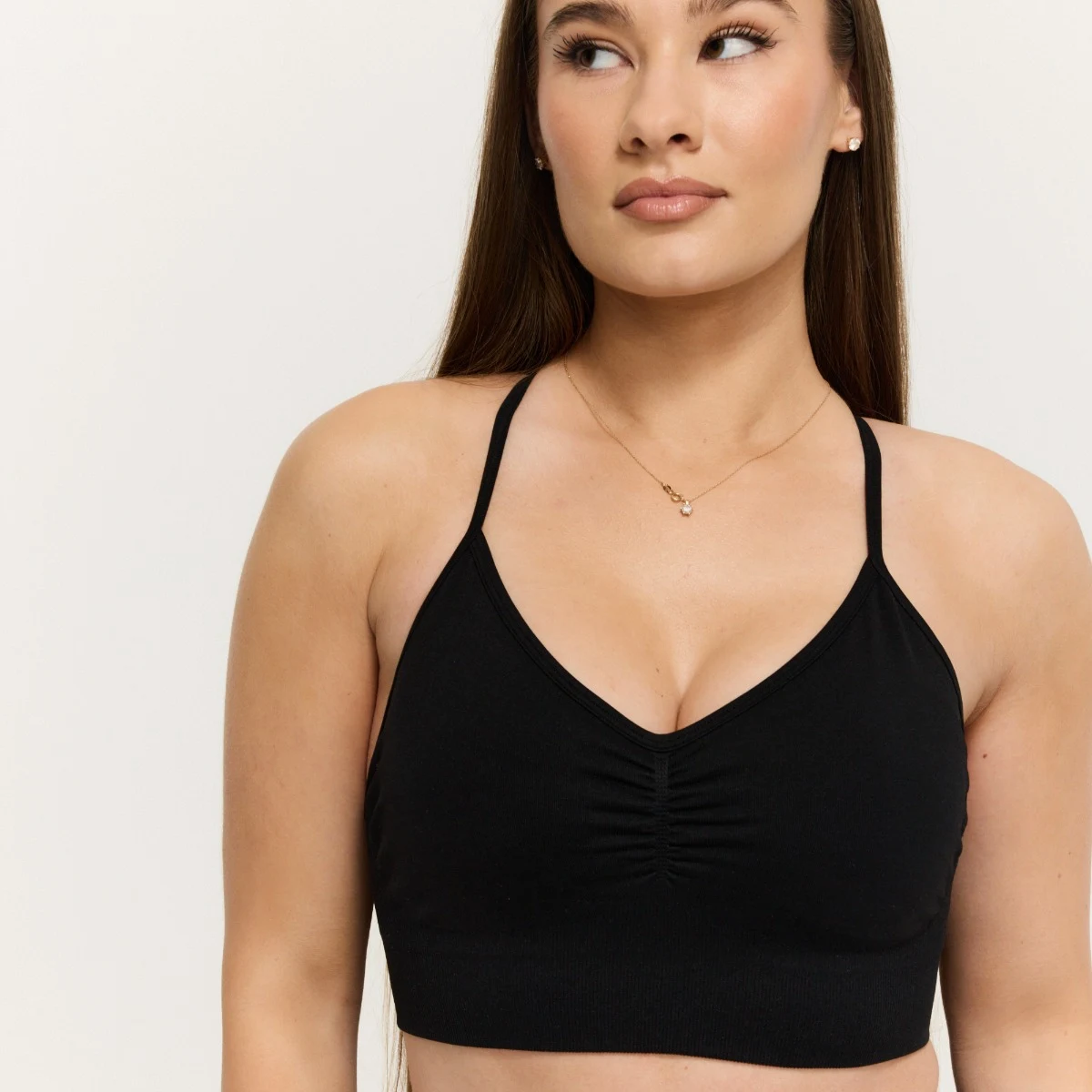 GymBeam Sutien Sport Seamless Sculpt Black · záber 2