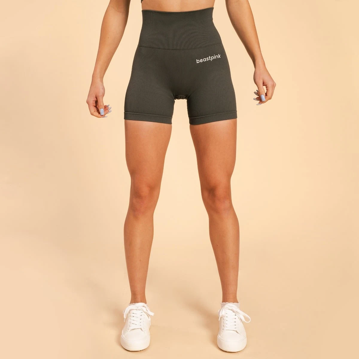 BeastPink Pantaloni scurți pentru femei Hyper Shadow · záber 1