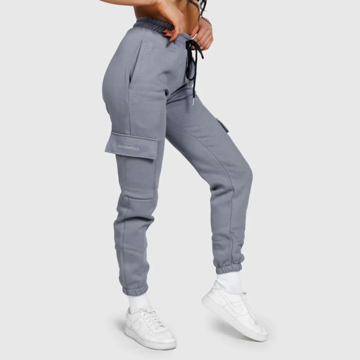 Pantaloni de trening damă Iron Aesthetics Cargo, gri · záber 1