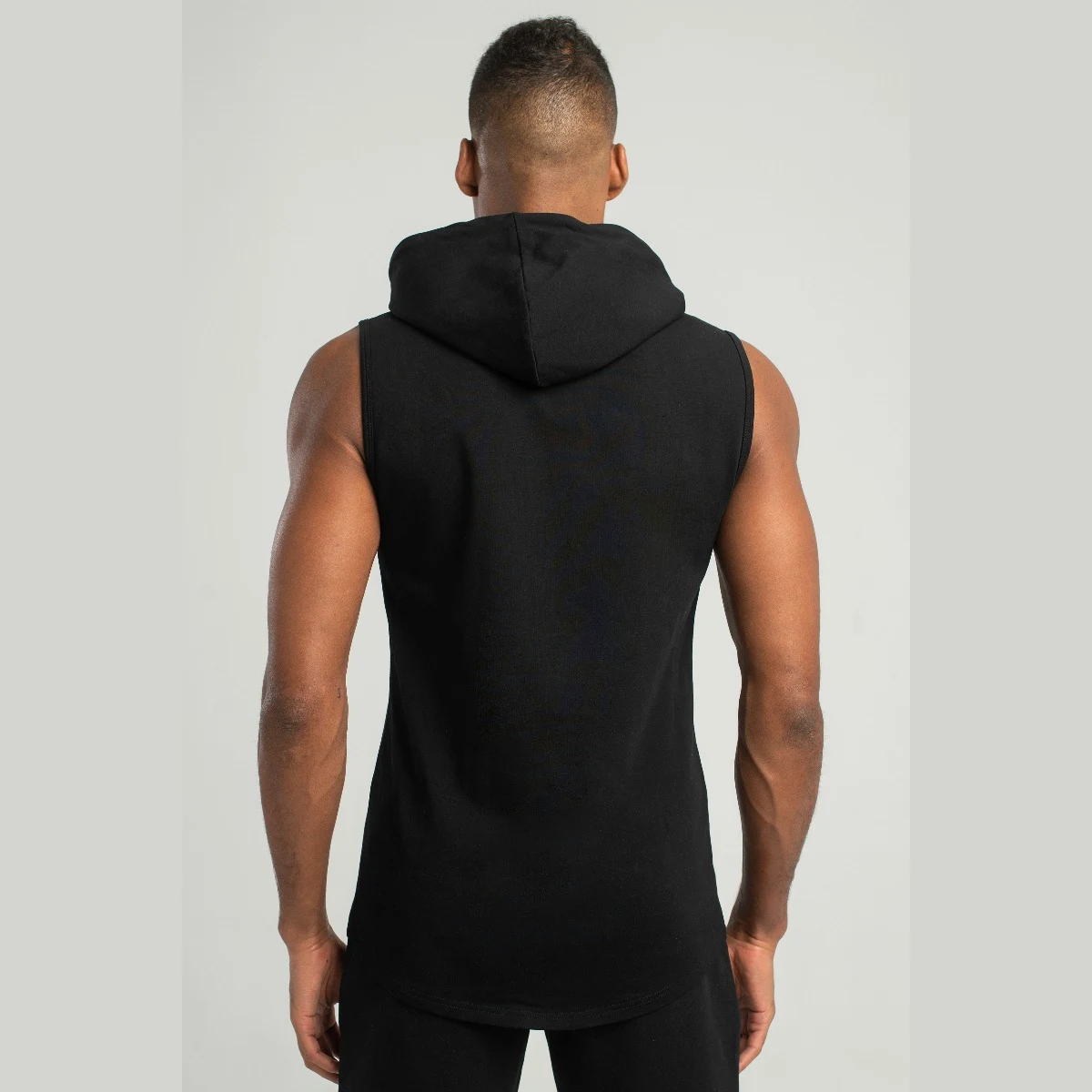 STRIX Maiou Essential Hoodie Black · záber 3