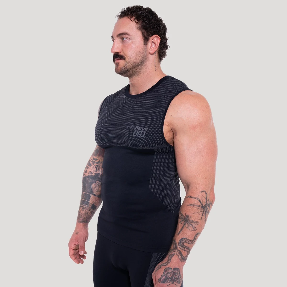 GymBeam Maiou fără cusături OG1 Black/Grey · záber 3