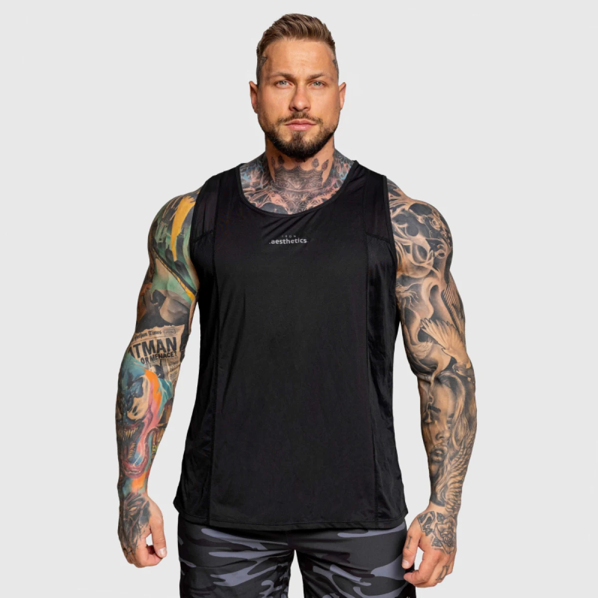 Maiou funcțional bărbați Iron Aesthetics Camo Mesh, negru · záber 1