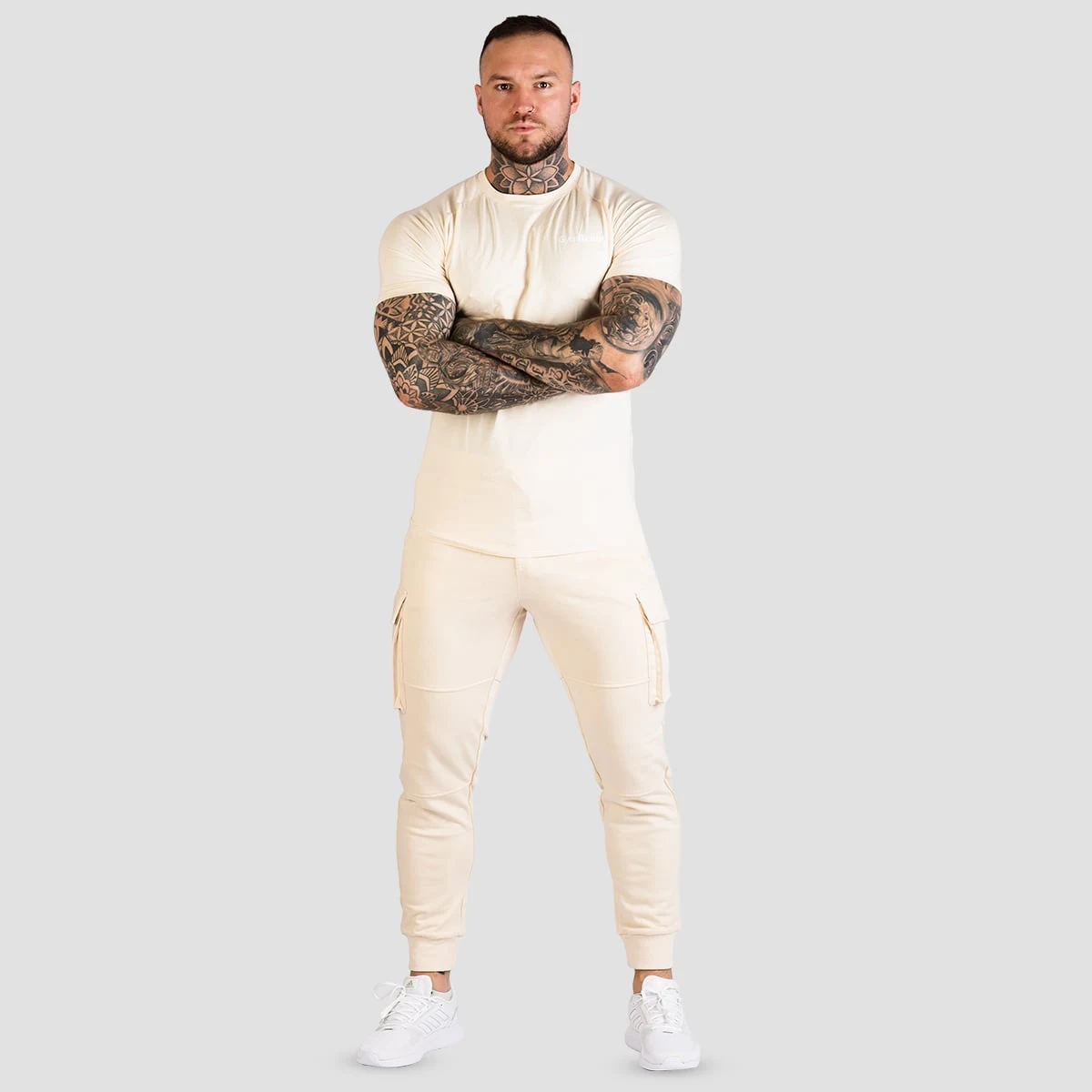 GymBeam Tricou Fitted TRN Sand · záber 4