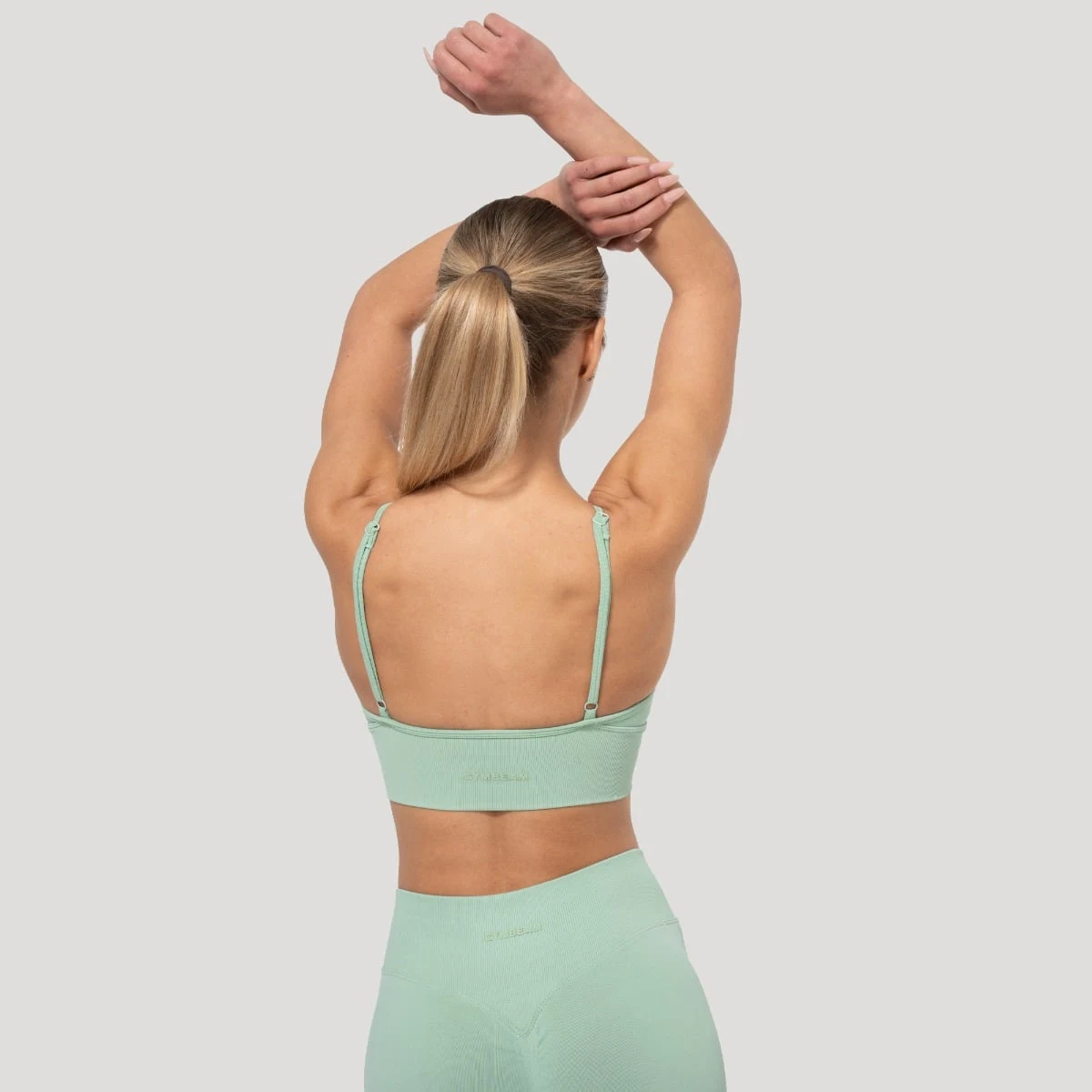 GymBeam Sutien sport Luma Pistachio · záber 4