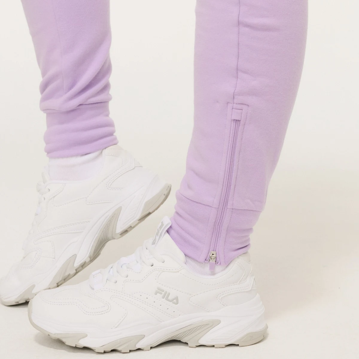 GymBeam Pantaloni pentru femei Limitless Lavender · záber 5