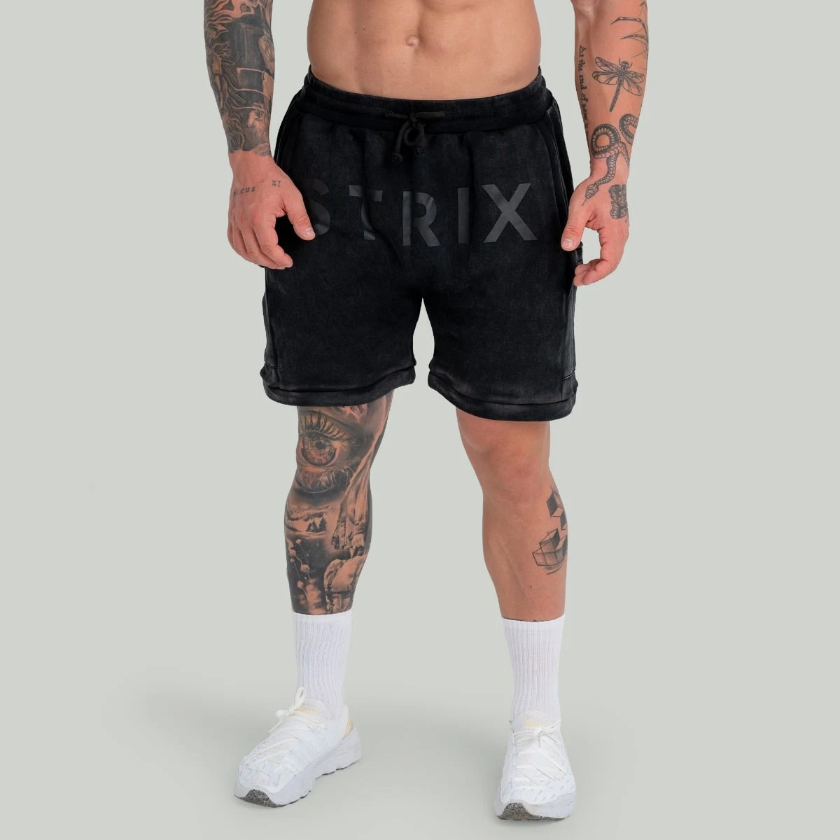 STRIX Pantaloni scurți Washed Black · záber 1