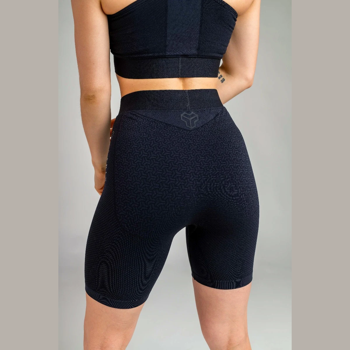STRIX Pantaloni scurți funcționali pentru femei Infinity Functional · záber 3