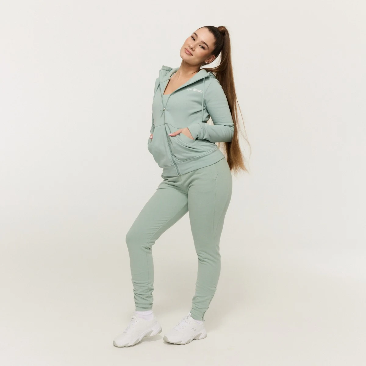 GymBeam Hanorac cu fermoar pentru femei Limitless Eucalypt · záber 3