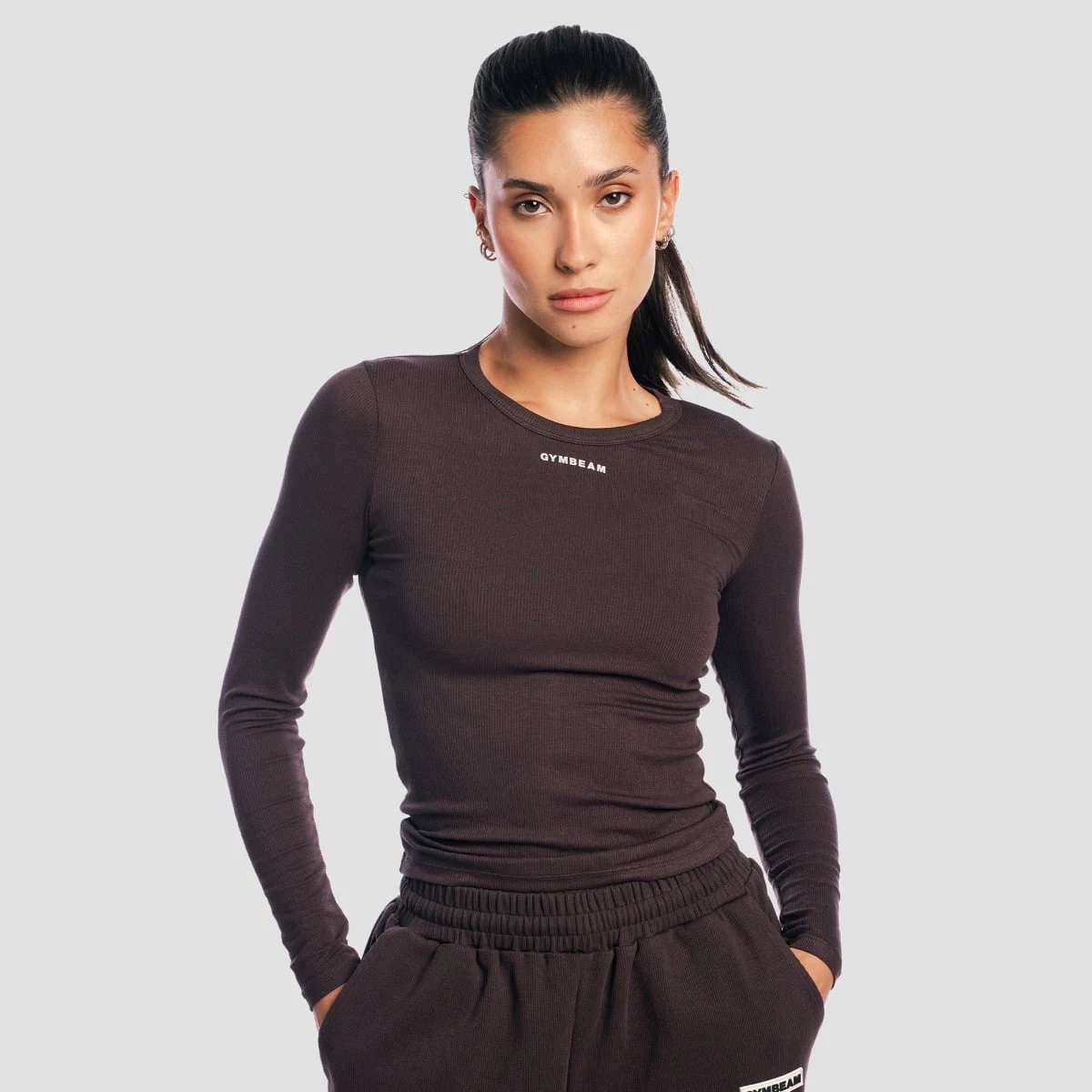 GymBeam Top cu mânecă lungă pentru femei Aura Tee Brown · záber 1