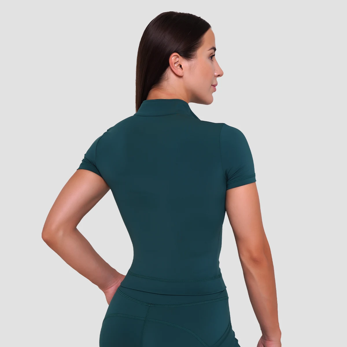 GymBeam Tricou pentru femei Cropped Ignite Dark Green · záber 4