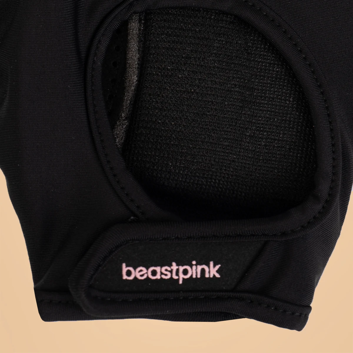 BeastPink Mănuși fitness pentru femei Hyper Black · záber 3