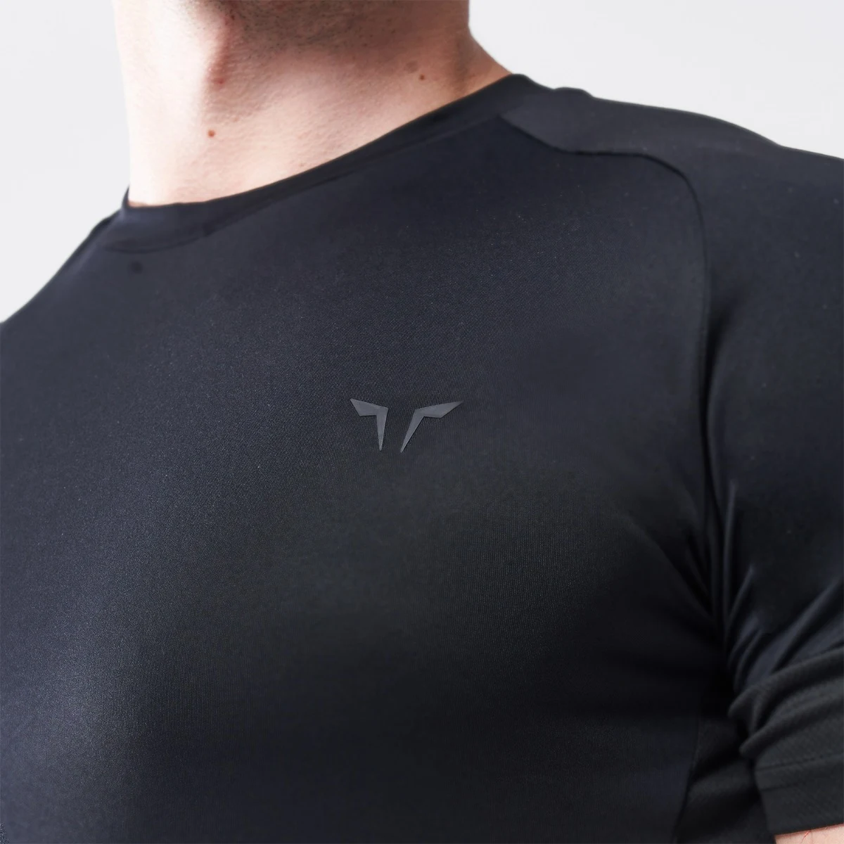 SQUATWOLF Tricou Vented Run Tee Black · záber 4