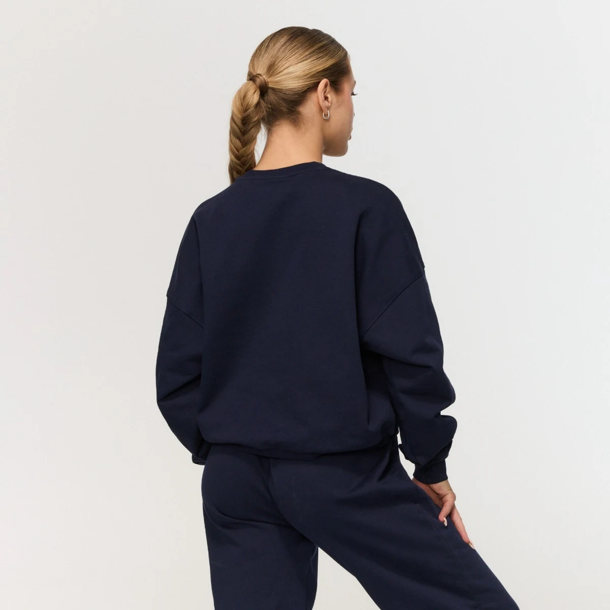 GymBeam Hanorac pentru femei Varsity Blue · záber 4