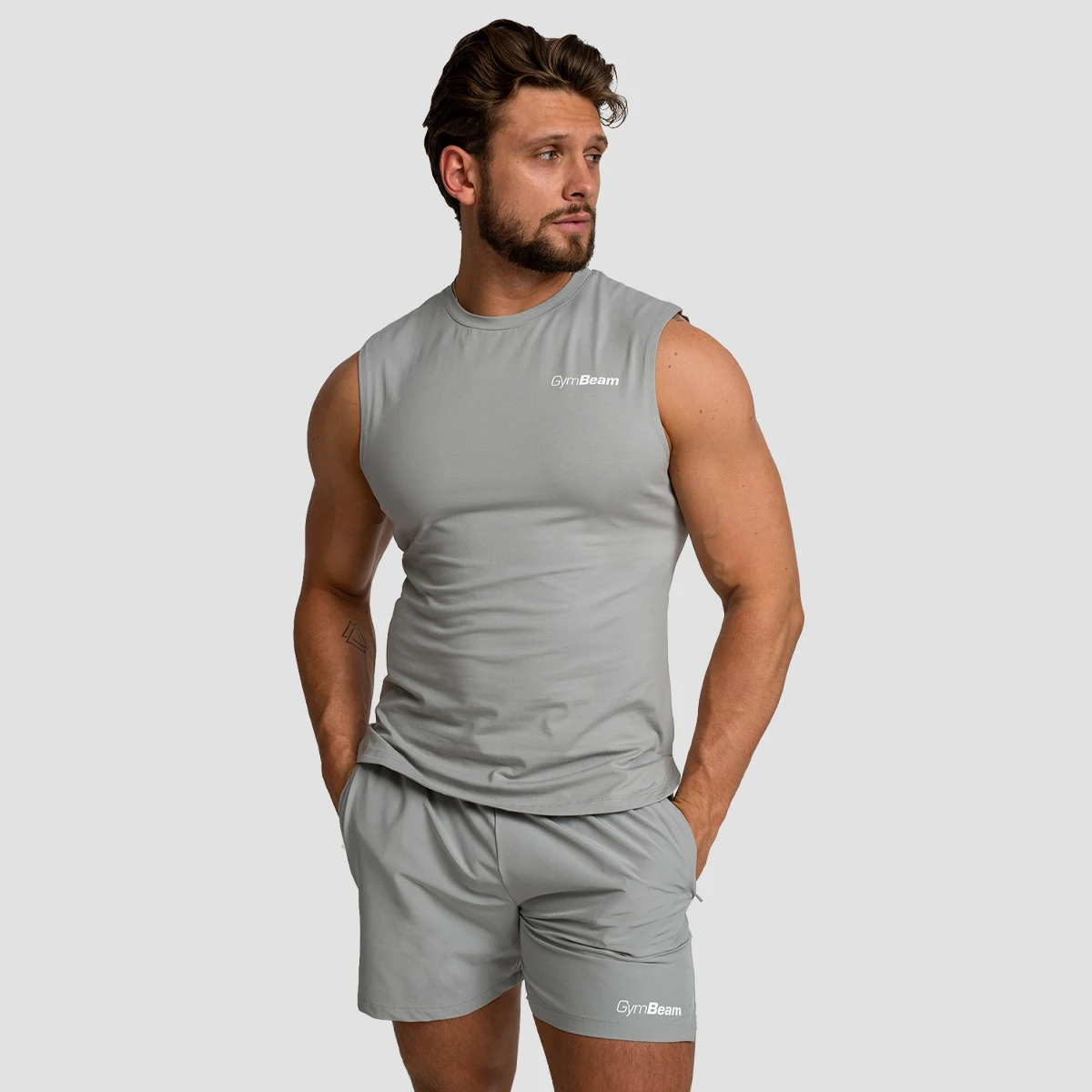 GymBeam Pantaloni scurți TRN Grey · záber 4