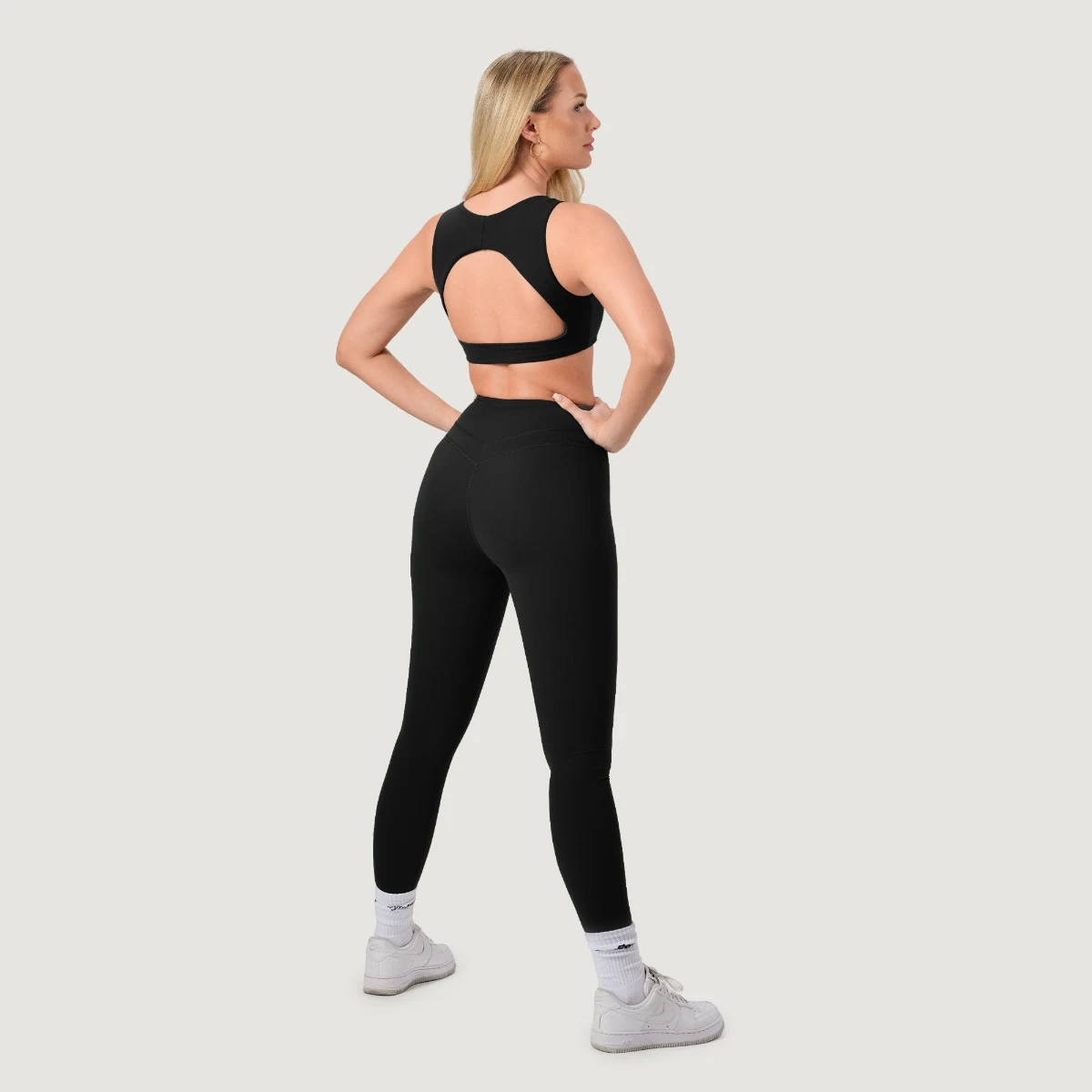 GymBeam Sutien sport NEO Black · záber 5