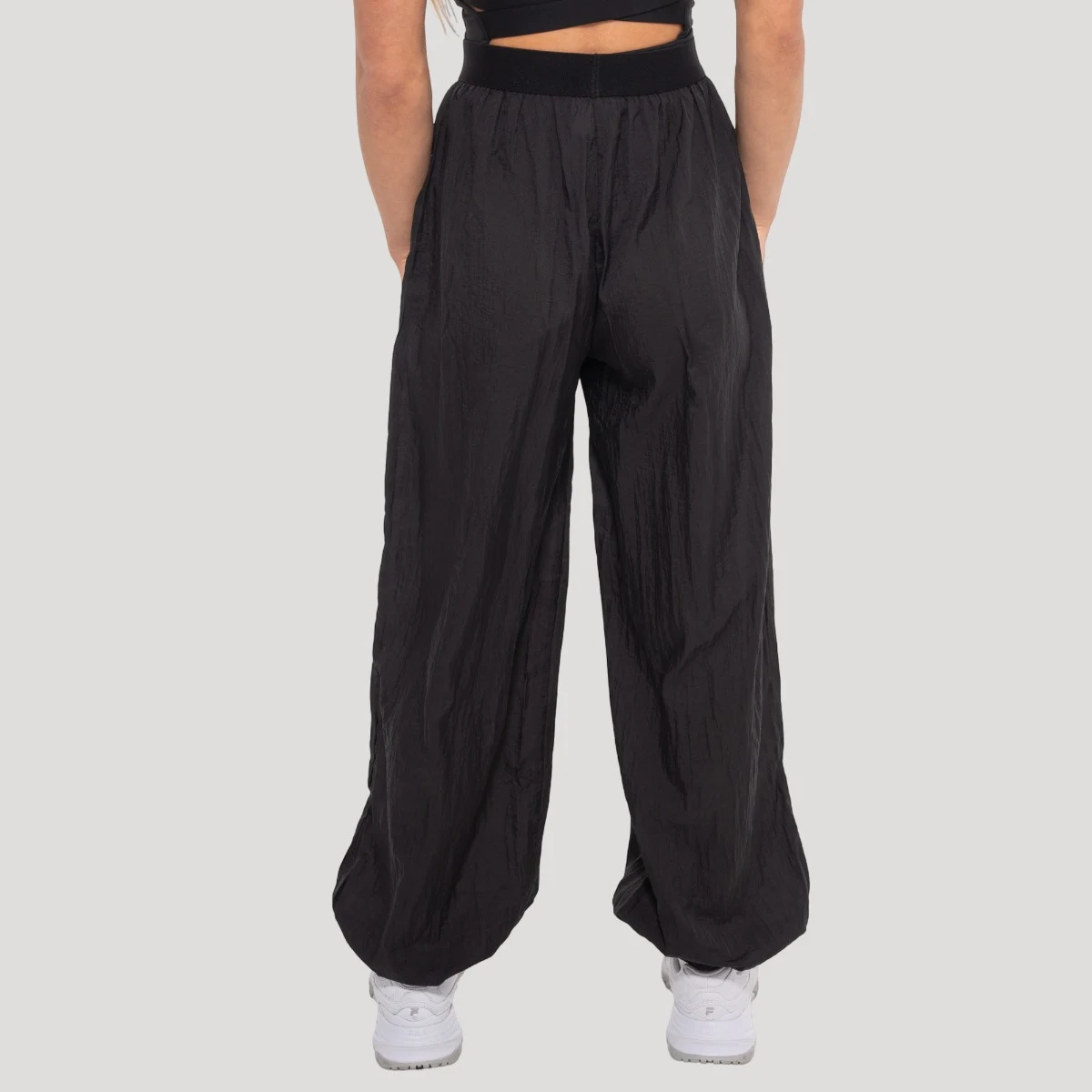 GymBeam Pantaloni sport pentru femei Flow Black · záber 12