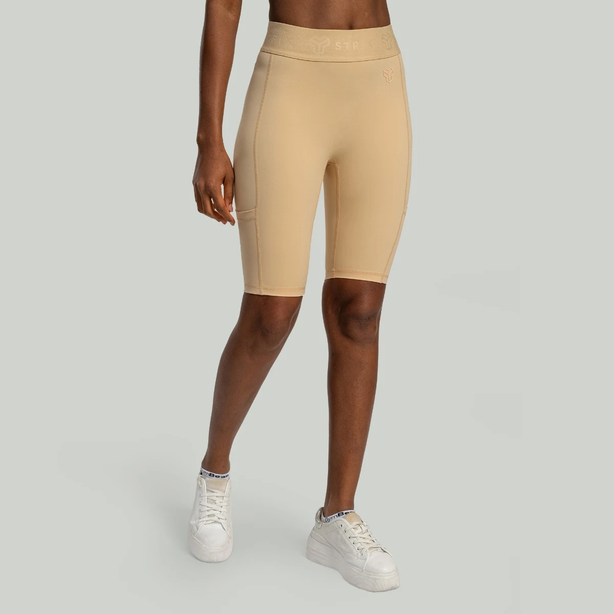 STRIX Pantaloni scurți pentru femei Biker Lunar Sandshell · záber 2