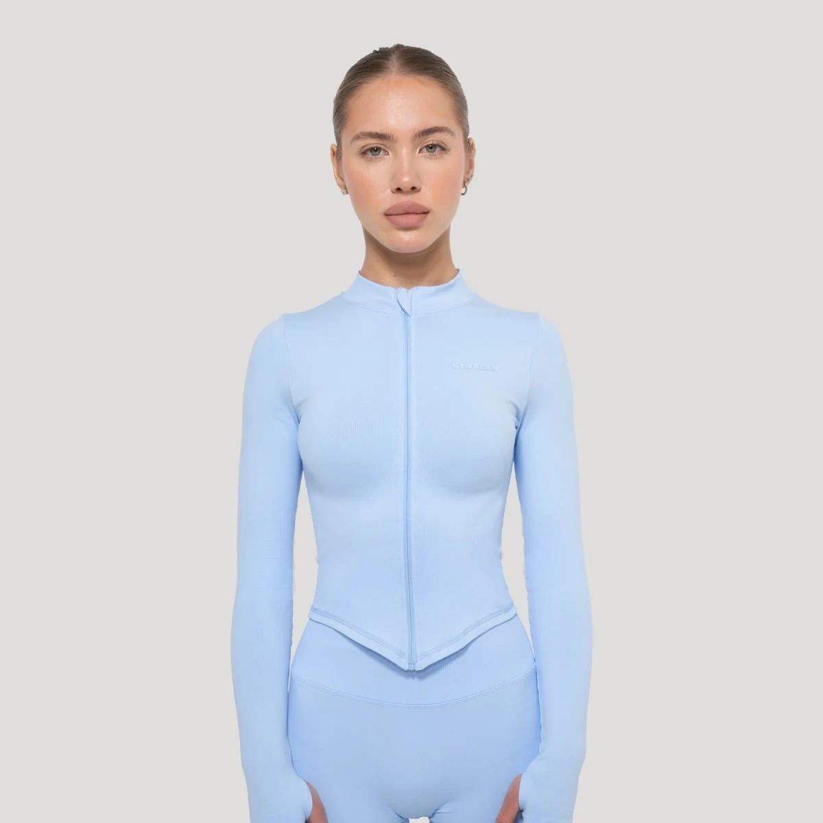 GymBeam Top sport pentru femei Luma Baby Blue · záber 1