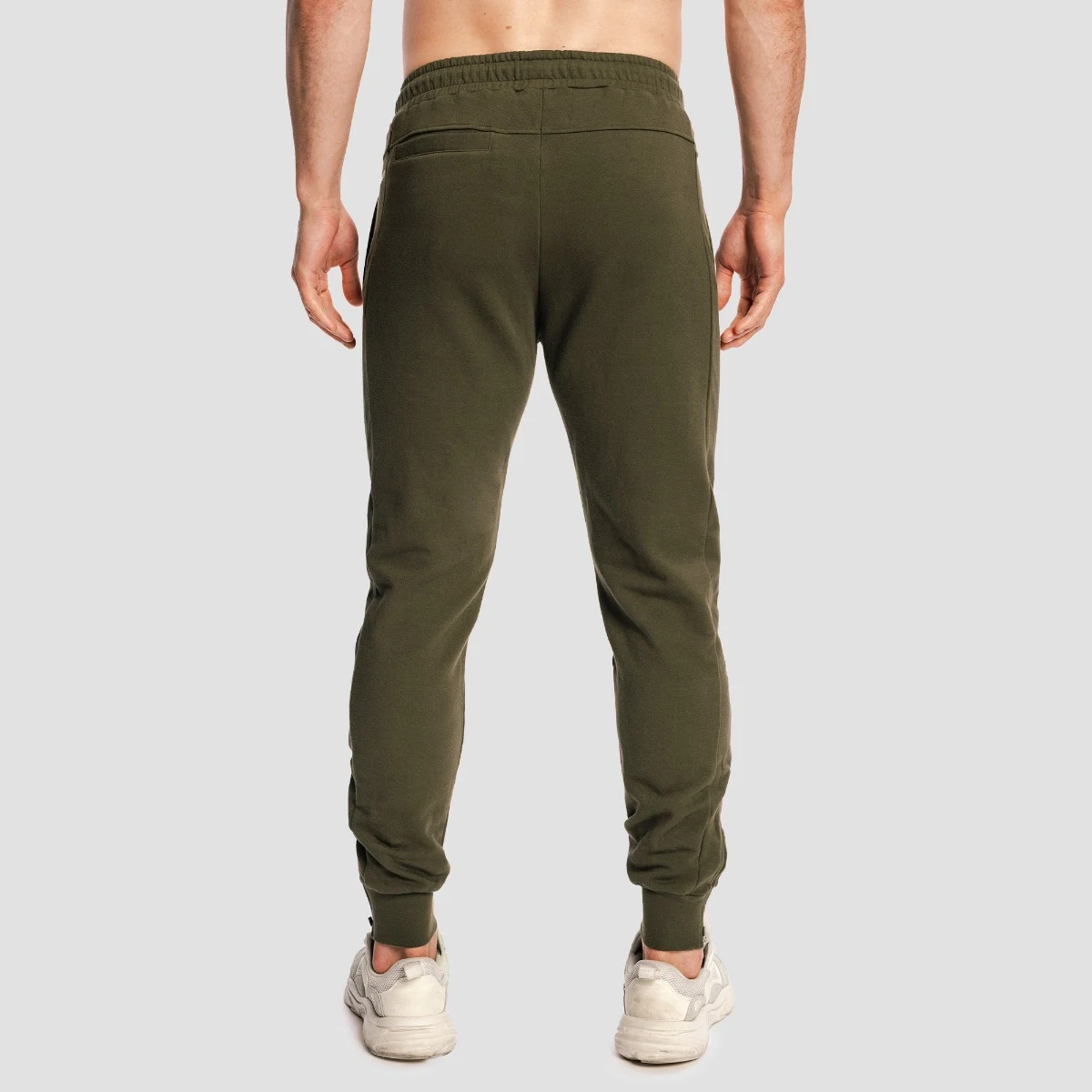 GymBeam Pantaloni Limitless Espresso · záber 4