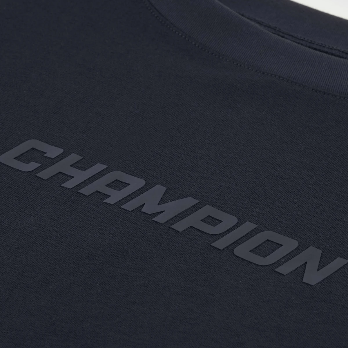 Champion Tricou pentru femei Cropped Black · záber 3