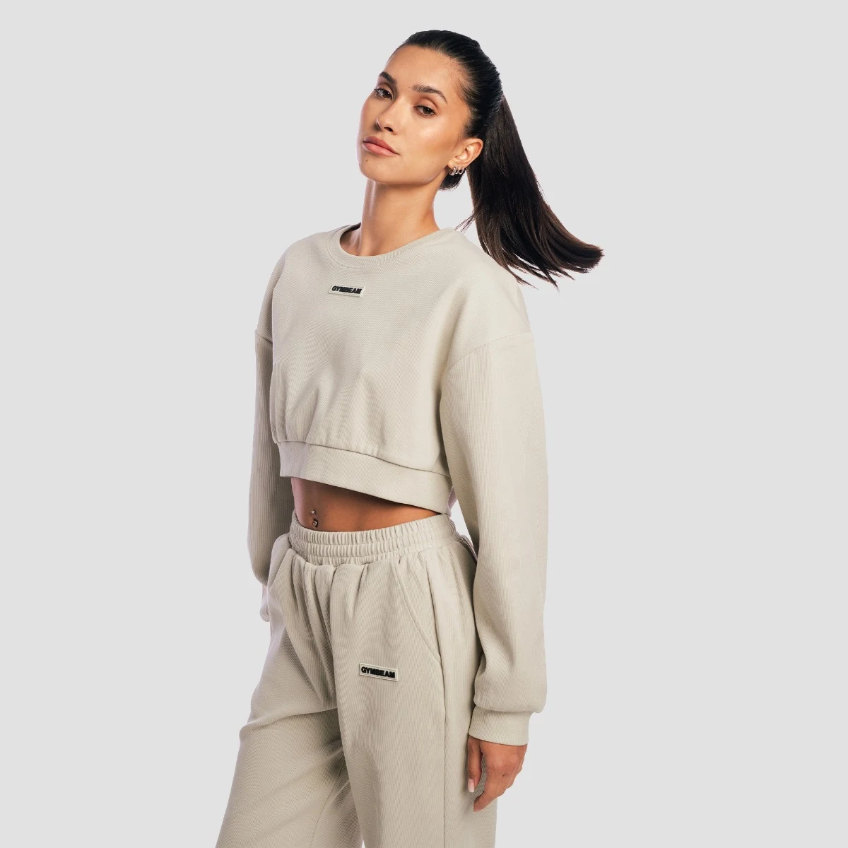 GymBeam Hanorac pentru femei Cropped Aura Grey · záber 5