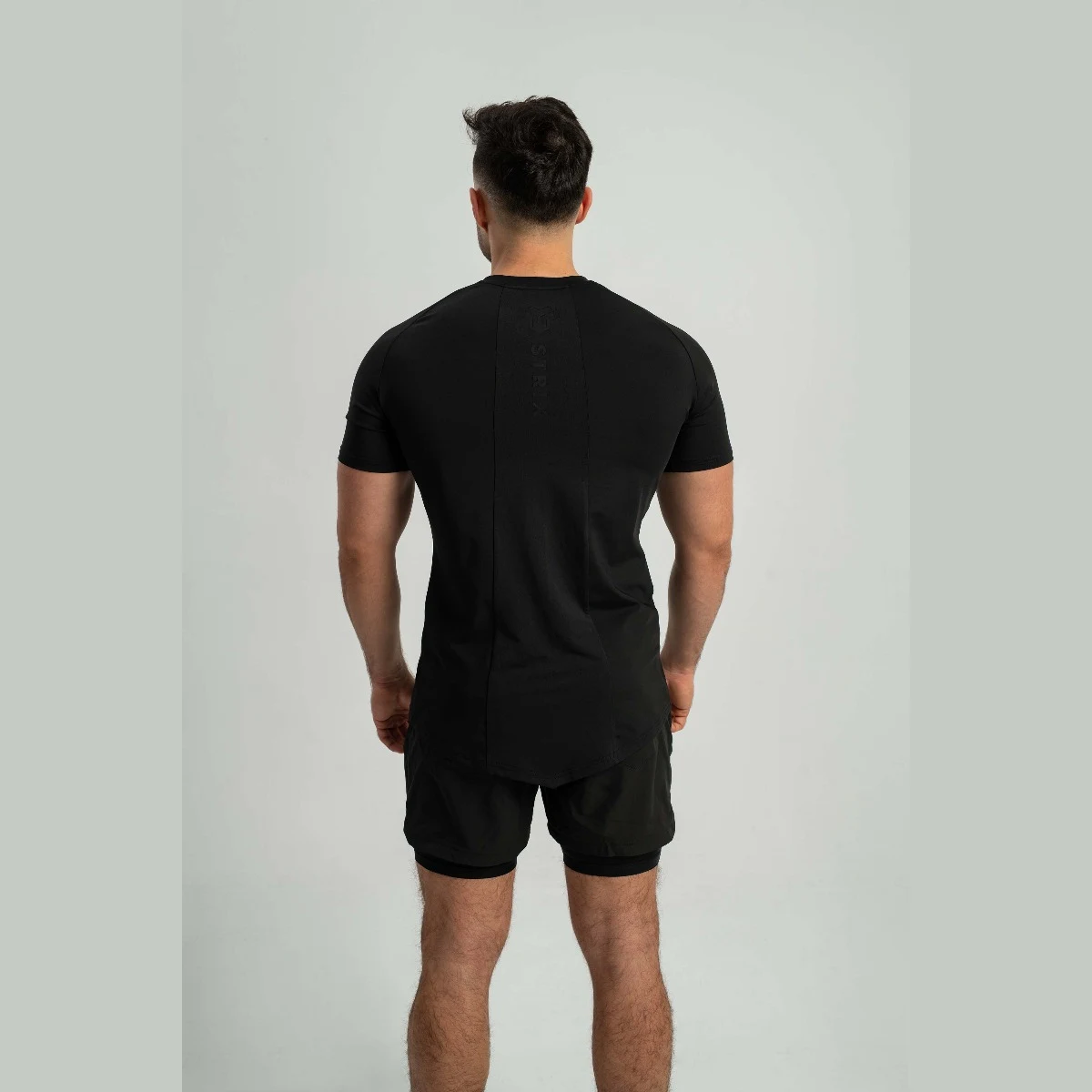 STRIX Tricou Ultimate Black · záber 3